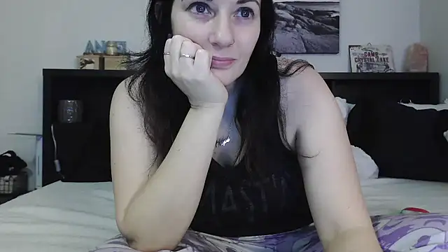 CrystalLakeXO online show from 02.07.25