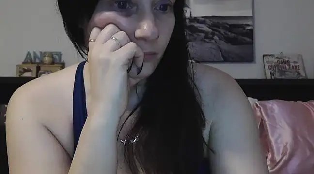 CrystalLakeXO online show from 02.14.25