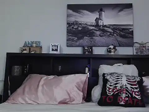 CrystalLakeXO online show from 03.03.25