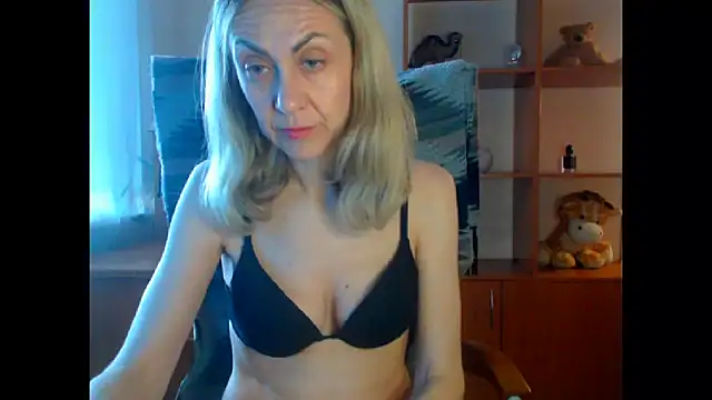 Snapshot of Tanya6547 chatting on 06.08.26 Tanya6547 online show from 06.08.26