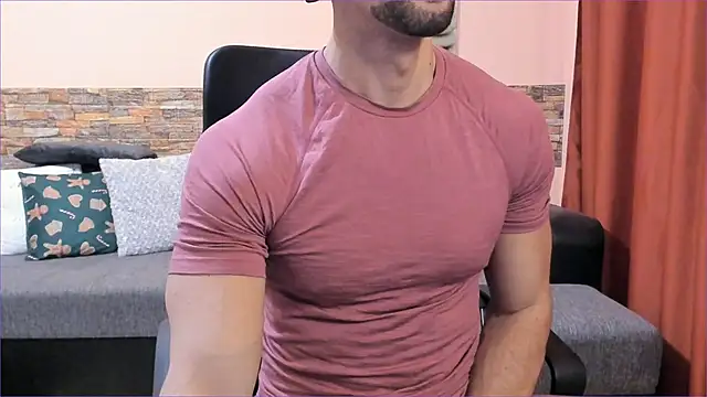 HotHunkTrainer online show from 01.28.25