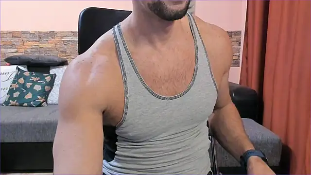 HotHunkTrainer online show from 01.29.25