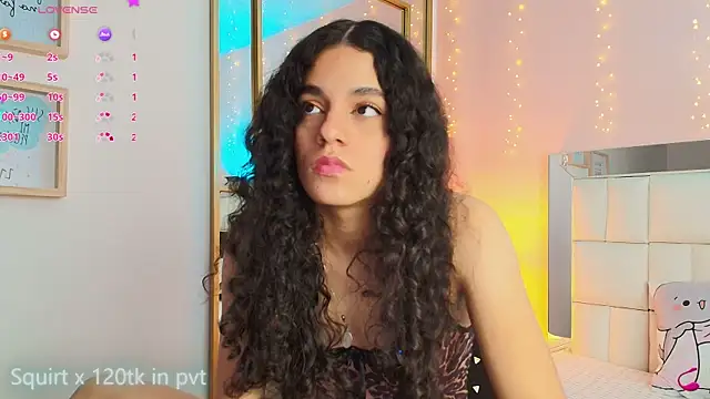 Snapshot of anahi_maite chatting on 02.21.26 anahi maite online show from 02.21.26