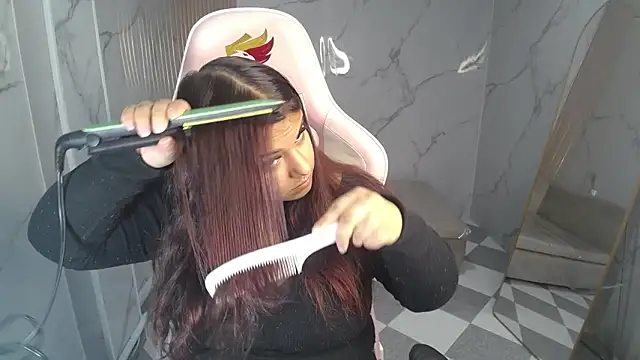 Snapshot of skeler_lovd_b_ chatting on 11.20.25 skeler lovd b online show from 11.20.25