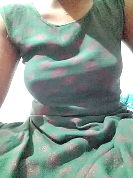 rituporna2004 online show from 01.18.26