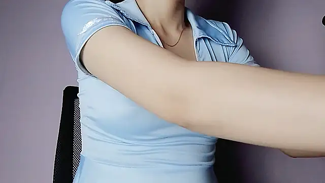 Snapshot of Baenee chatting on 12.05.24 Baenee online show from 12.05.24