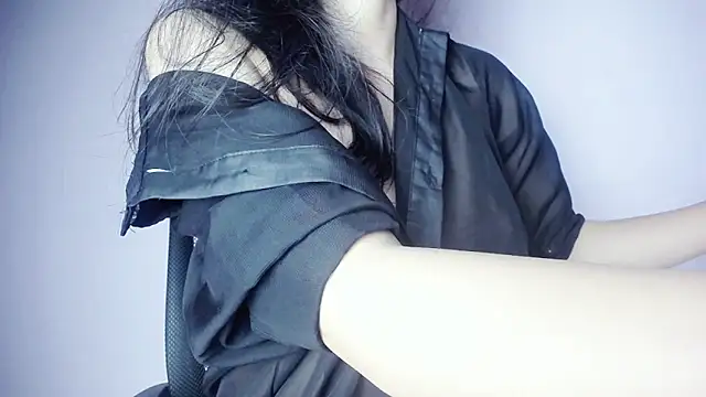 Snapshot of Baenee chatting on 02.09.25 Baenee online show from 02.09.25