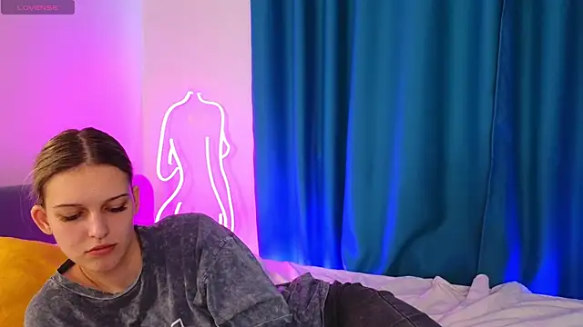 KimberliDean online show from 02.28.25