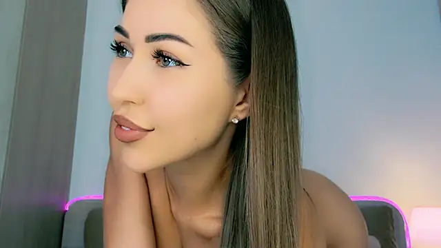 oh-my-mia online show from 04.05.26