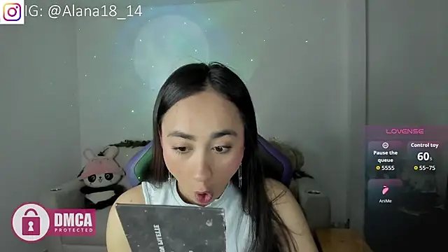 Snapshot of Alana_Pherson chatting on 12.01.25 Alana Pherson online show from 12.01.25