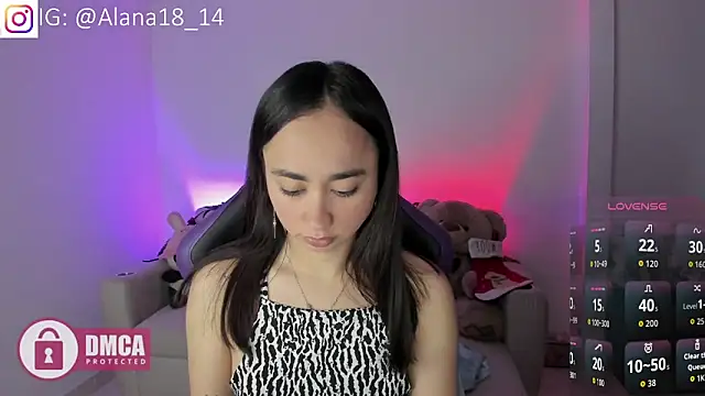 Alana Pherson online show from 12.05.25