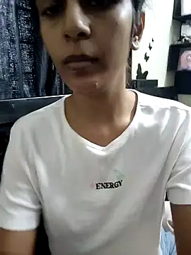 Snapshot of Leeeezzzz_roy chatting on 12.20.24 Leeeezzzz roy online show from 12.20.24