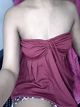 Snapshot of Leeeezzzz_roy chatting on 09.16.25 Leeeezzzz roy online show from 09.16.25