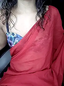 Snapshot of Leeeezzzz_roy chatting on 10.01.25 Leeeezzzz roy online show from 10.01.25