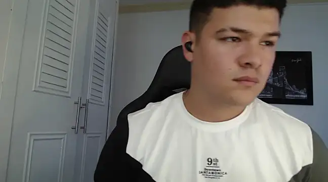 Plug Control online show from 01.28.25