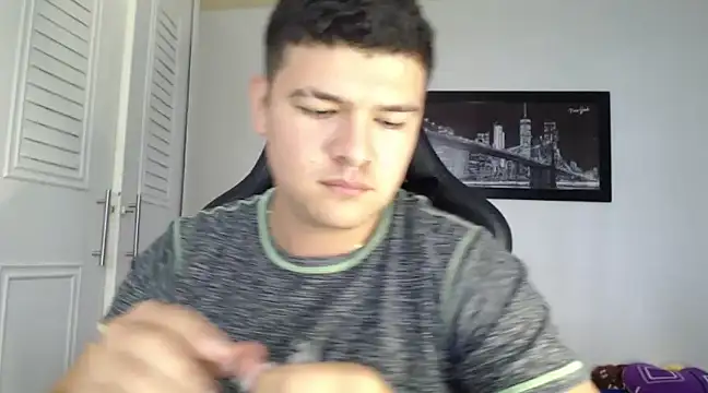 Plug Control online show from 02.11.25