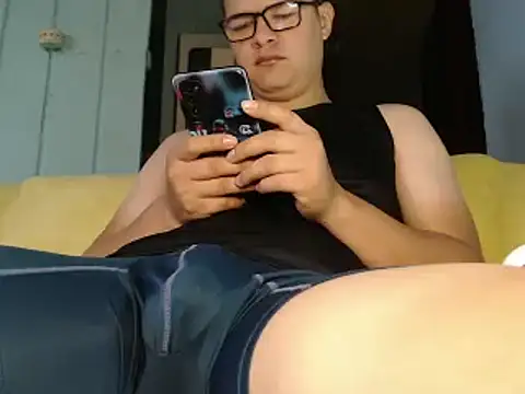 Plug Control online show from 04.01.26