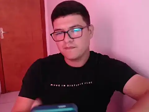 Plug Control online show from 04.02.26