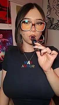 Snapshot of annbones_ch chatting on 11.07.25 annbones ch online show from 11.07.25