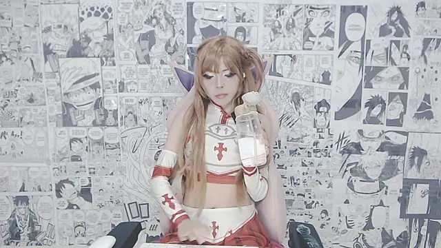 Snapshot of Miahparker chatting on 10.14.25 Miahparker online show from 10.14.25