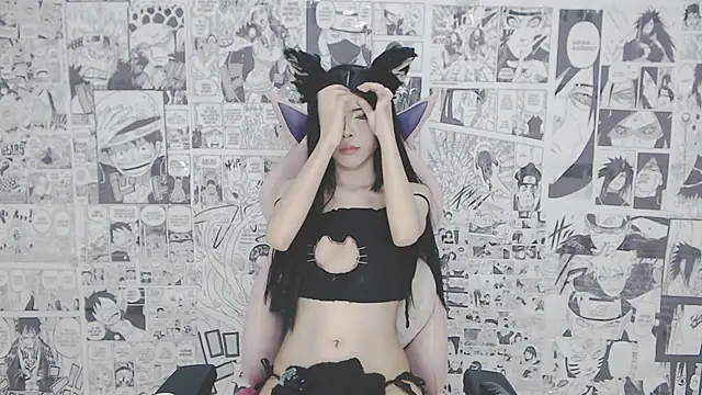 Snapshot of Miahparker chatting on 10.29.25 Miahparker online show from 10.29.25