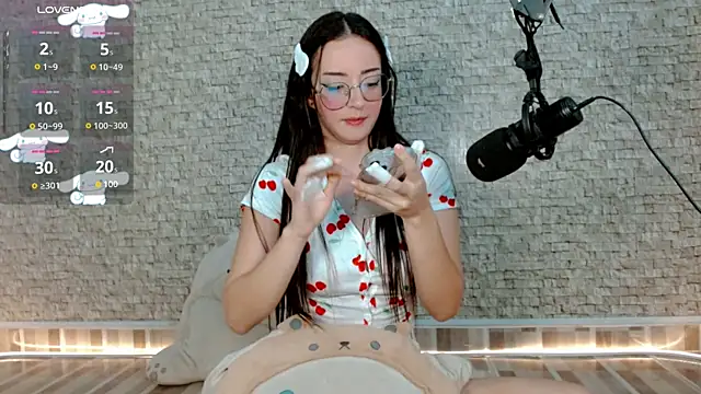 emma unu online show from 04.16.26