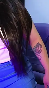 Luciernaga18 online show from 11.17.25