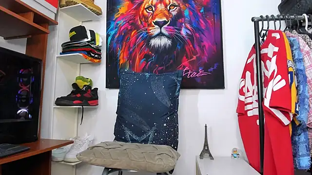 Snapshot of Pantera_black_21 chatting on 09.18.25 Pantera black 21 online show from 09.18.25