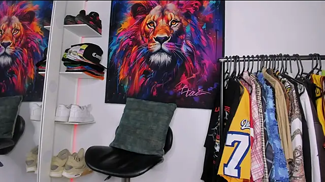 Snapshot of Pantera_black_21 chatting on 12.05.25 Pantera black 21 online show from 12.05.25