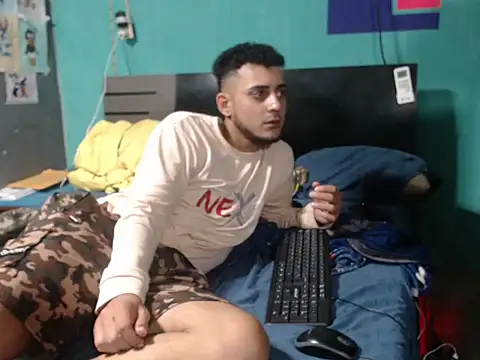 Snapshot of xxxxhotxoxo chatting on 10.22.25 xxxxhotxoxo online show from 10.22.25