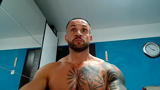 Magnificmuscles89 online show from 10.08.25