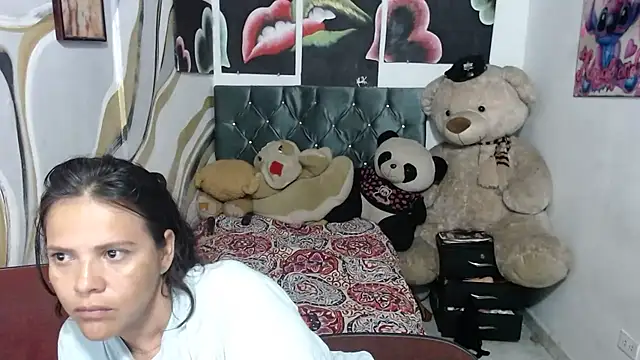 Snapshot of manzanahot9 chatting on 03.26.26 manzanahot9 online show from 03.26.26