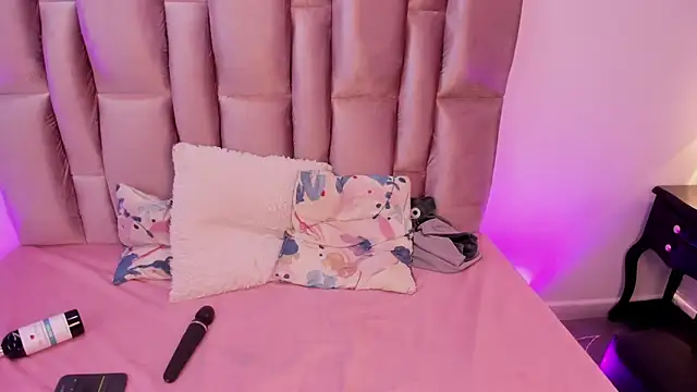 NikyBrookss online show from 04.01.26