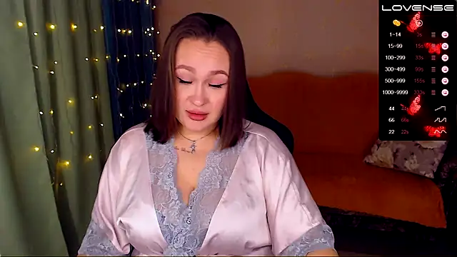 Cutie-Melanie online show from 12.15.24