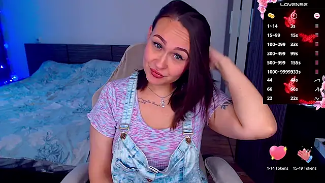 Cutie-Melanie online show from 10.20.25