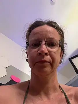 Snapshot of AnnikaRose chatting on 06.30.26 AnnikaRose online show from 06.30.26