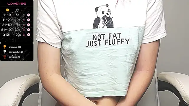 Snapshot of RRUUBBYYY chatting on 01.26.25 RRUUBBYYY online show from 01.26.25