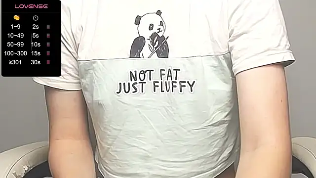 Snapshot of RRUUBBYYY chatting on 10.24.25 RRUUBBYYY online show from 10.24.25