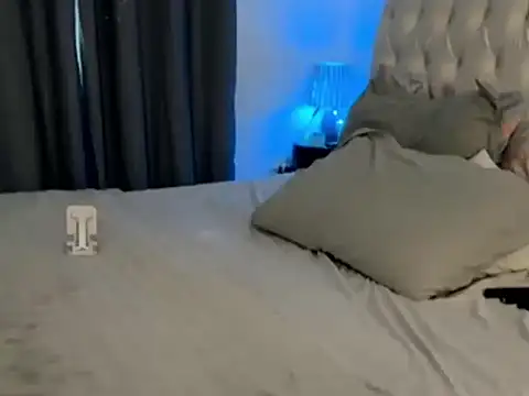 HotRuiva online show from 03.04.26