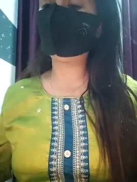 Aishwaryaa 69 online show from 02.18.25