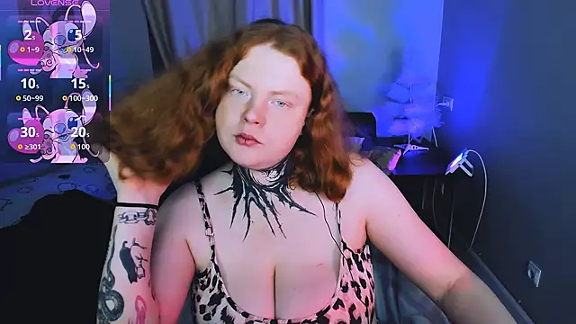 Cassie xKiss online show from 12.18.25