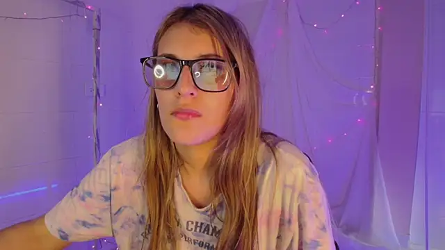 Giia paiige18 online show from 12.16.25