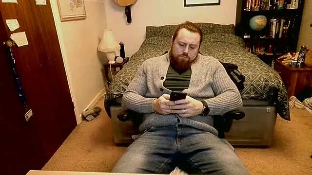 Hairy Guy30 online show from 01.11.25