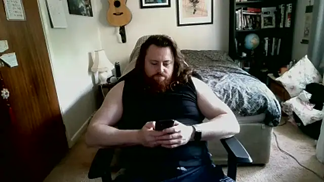 Snapshot of Hairy_Guy30 chatting on 05.17.26 Hairy Guy30 online show from 05.17.26