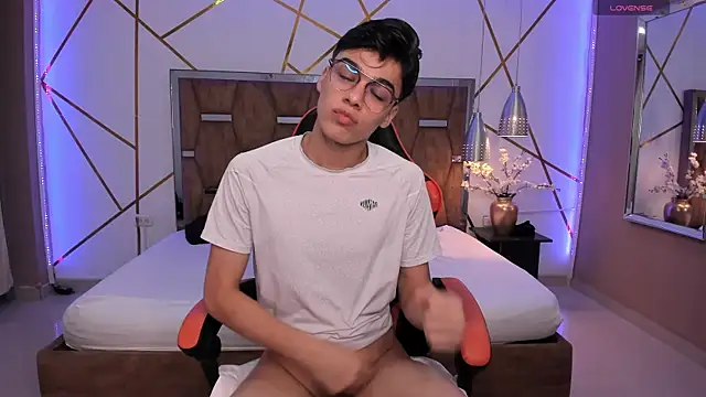 Gerony  online show from 02.11.25