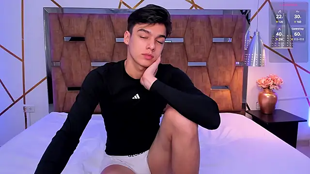 Gerony  online show from 03.15.25