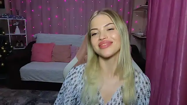 EmmyMills online show from 12.05.24