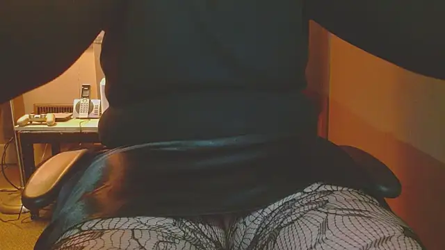 cosmicjones online show from 02.17.25