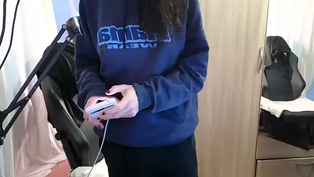 MemiKouki online show from 10.29.25