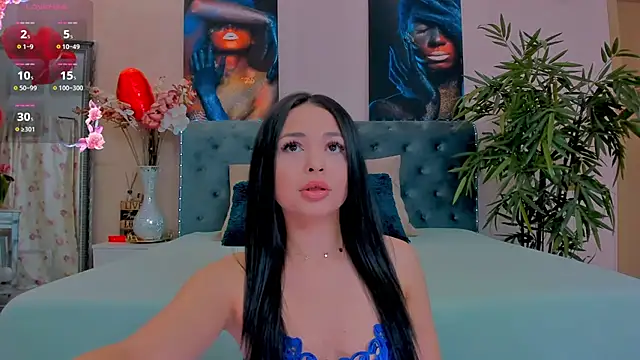 Snapshot of MichelleReys chatting on 03.20.25 MichelleReys online show from 03.20.25